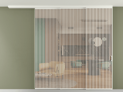 Алюминевая перегородка pv3_06_ Алюминий светло-серый Прозрачное оранжевое стекло, триплекс, 6мм. Цвет Алюминий светло-серый. Материал Алюминий в эмали. Коллекция Перегородка Formato вдоль стены на потолок телескопик синхро 3. Картинка.